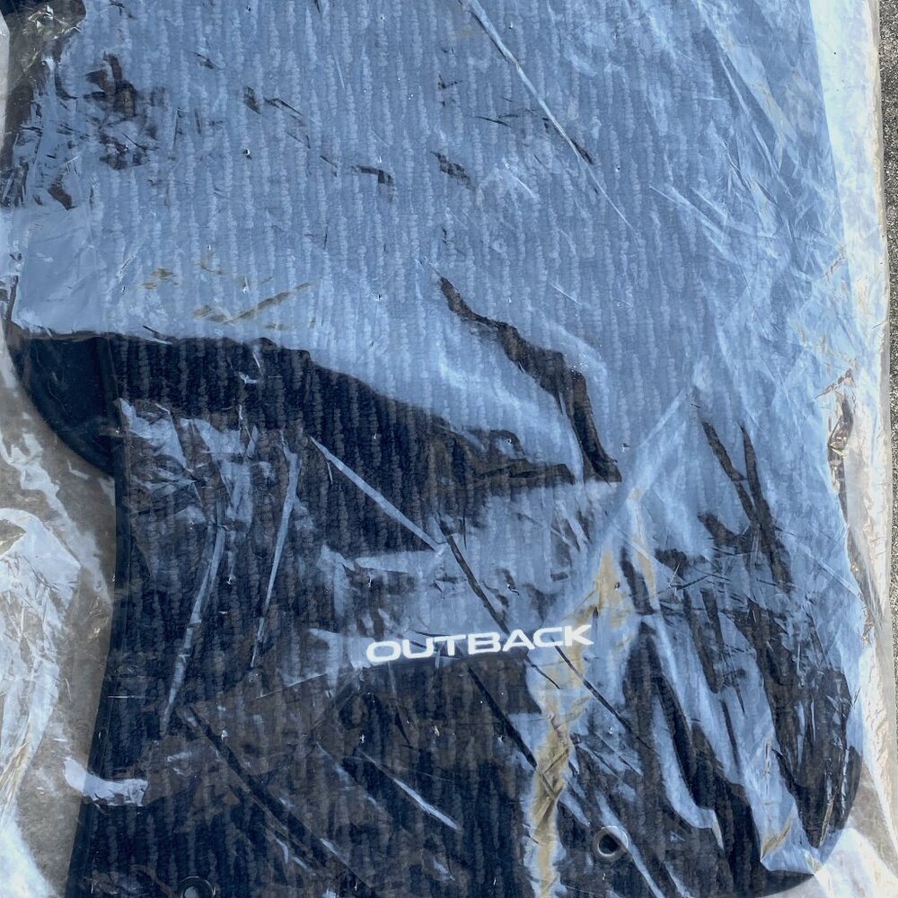 2016 Subaru Outback Black Floor Mats (Never Used)